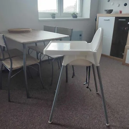 10 Apartment